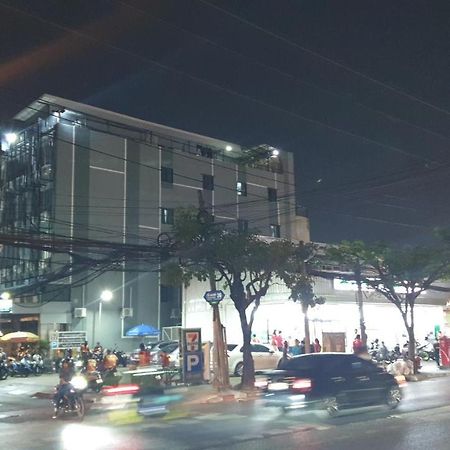W71 Bangkok Exterior foto